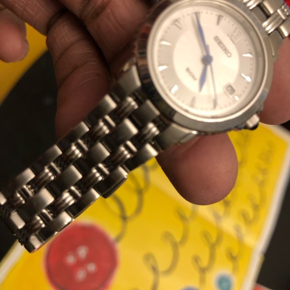 Seiko Date Sapphire Crystal Watch (needs battery) - Picture 6 of 8